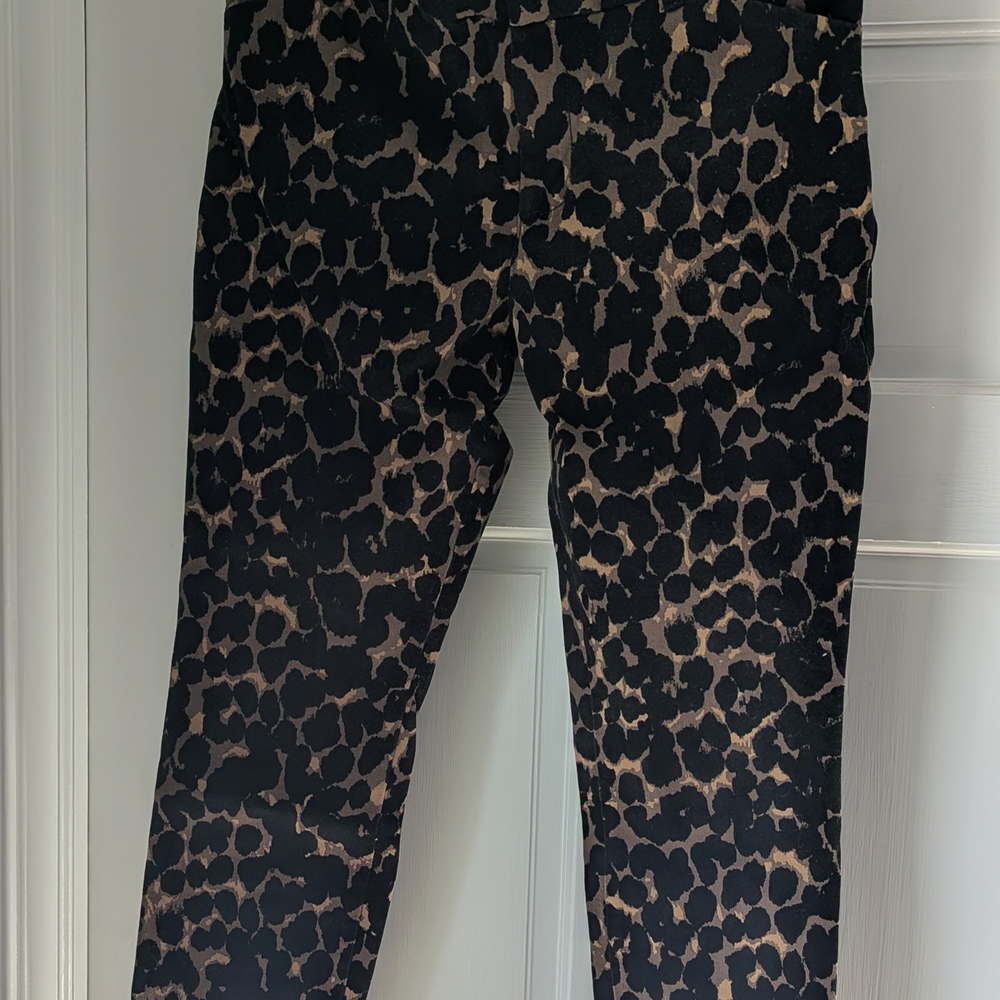 GAP Black and Tan Slim City Crop Pants